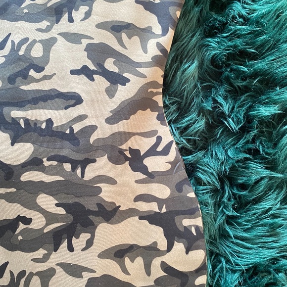 “Cameo” dress - Picture 4 of 5